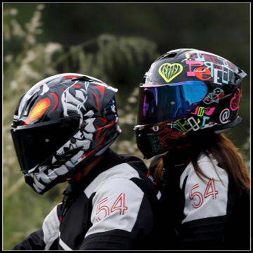 SWAY SW 867 PERİ Colorful Kapalı Kask / Güneş Vizörlü