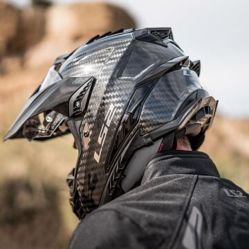 LS2 EXPLORER C KARBON KROS KASK